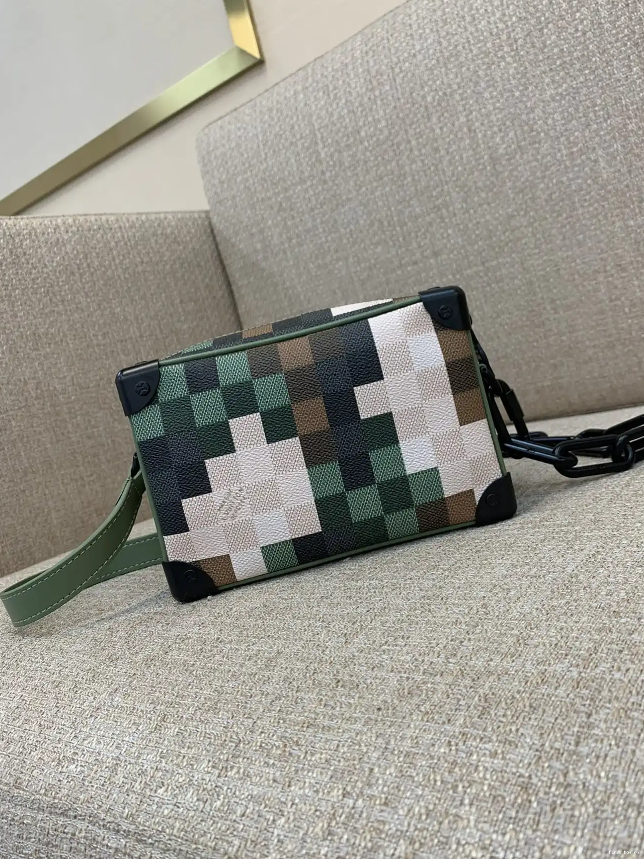 First bag ru TRUNK LOUIS VUITTON SOFT MINI 0414